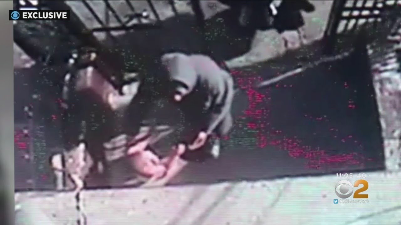 Toddler Found Wandering Bronx Street Alone - YouTube
