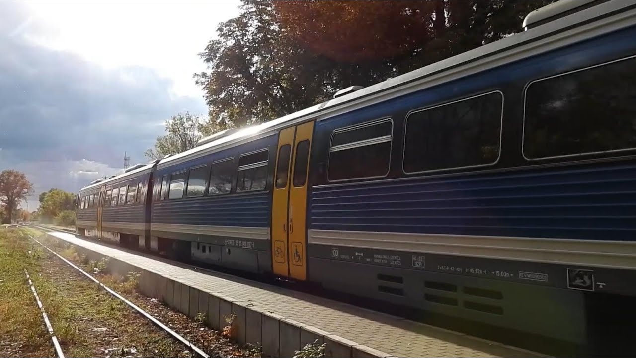 „Kár, hogy megszűnik ez a kis vonat” – Az akkumulátorgyár kedvéért bezárt vasútvonal utolsó napja