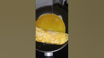 Thumbnail of 𝚘𝚖𝚎𝚕𝚎𝚝𝚝 𝚝𝚎𝚕𝚞𝚛 ✨ #olahantelur #omelett #omeletteroll #cooking #food #shortsvideo #shortsfeed #fypシ