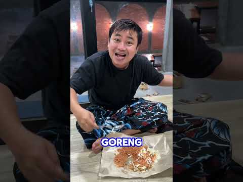 Kamu tim nasi goreng merah atau nasi goreng coklat ??