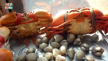 Indonesia Sea Food Stews Green Clams! [Eng Subtitle] - Happy Indonesia