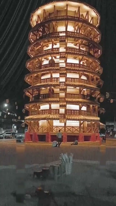 kenangak di menara condong