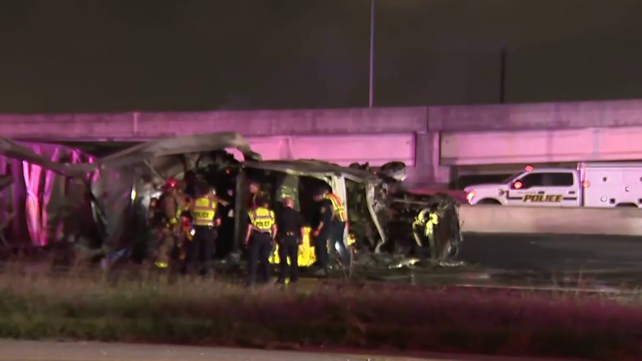 Driver killed in fiery 18-wheeler crash on Loop 410 identified - YouTube