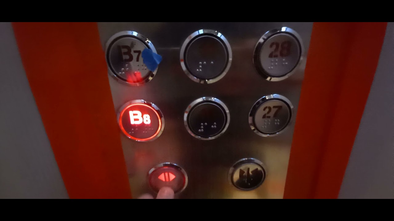 서울 구로구 신도림동 디큐브시티 비상용 현대엘리베이터