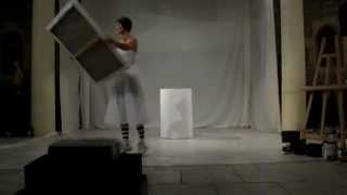 Arkitu Performance La Robe De Lydi Par Lydi Artiste