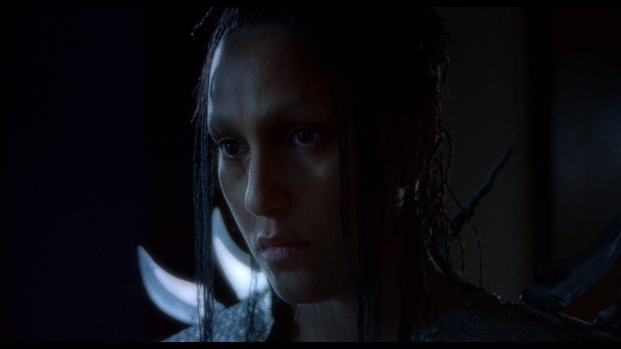 LAFAWNDAH – Le Malentendu feat. Lala &ce (Official Video)