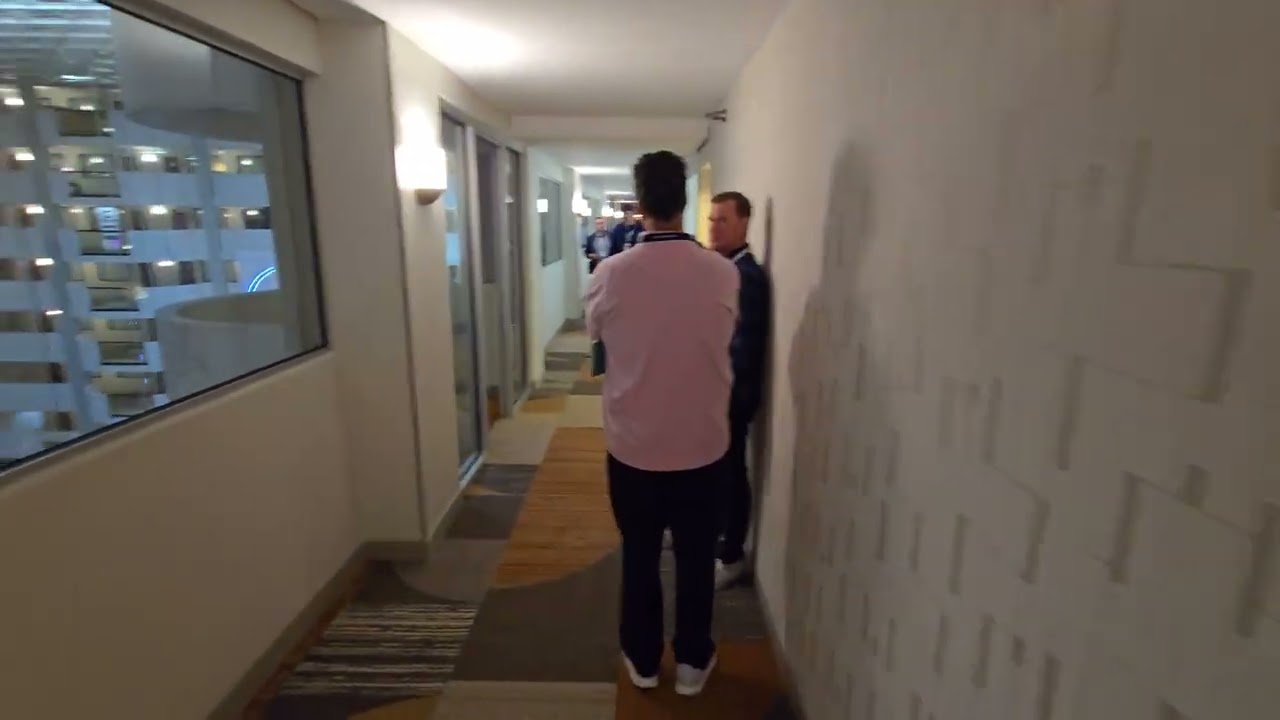 Самая переполненная комната, в которой я побывал в субботу — SVS и Orchard Audio