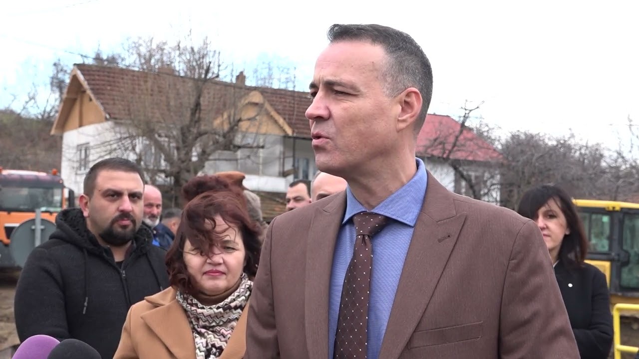 Asfaltiranje ulica u Ribaru i Kaoniku