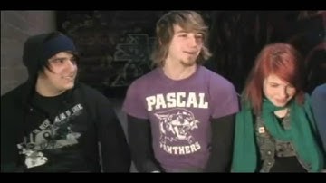 PARAMORE OLD INTERVIEW ON STIMTVMUSIC.COM