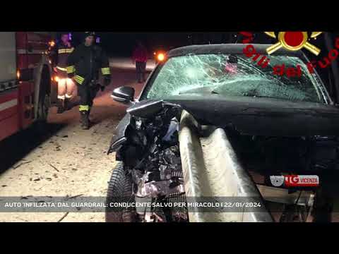 AUTO 'INFILZATA' DAL GUARDRAIL: CONDUCENTE SALVO PER MIRACOLO | 22/01/2024