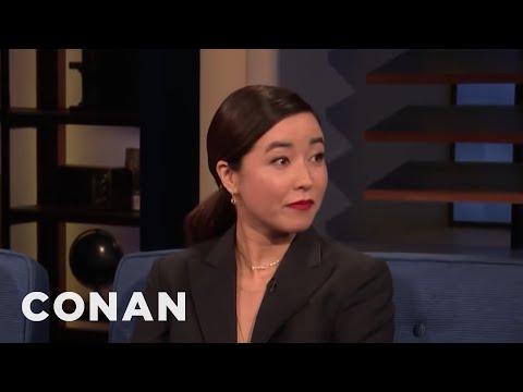 Maya Erskine: My Mom Is Thirsty For The Followers