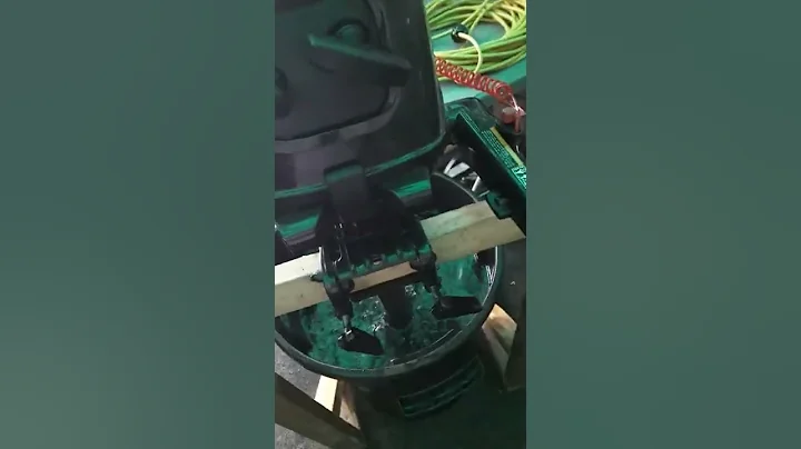 2.6 coleman boat motor 4 stroke.