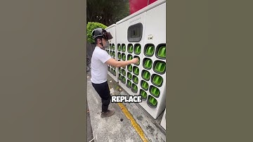 Totale efficiëntie! Accuwissel bij het scooterstation 😱