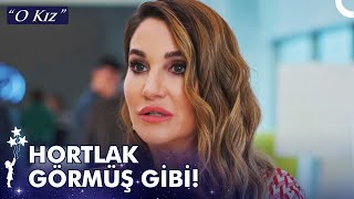 Kendi Kızını 20 Yıl Sonra İlk Görüşü! - O Kız