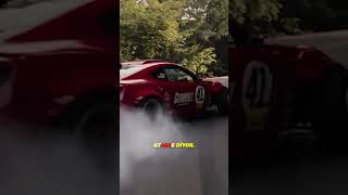 Toyota'ya Ferrari Motoru Takmak...