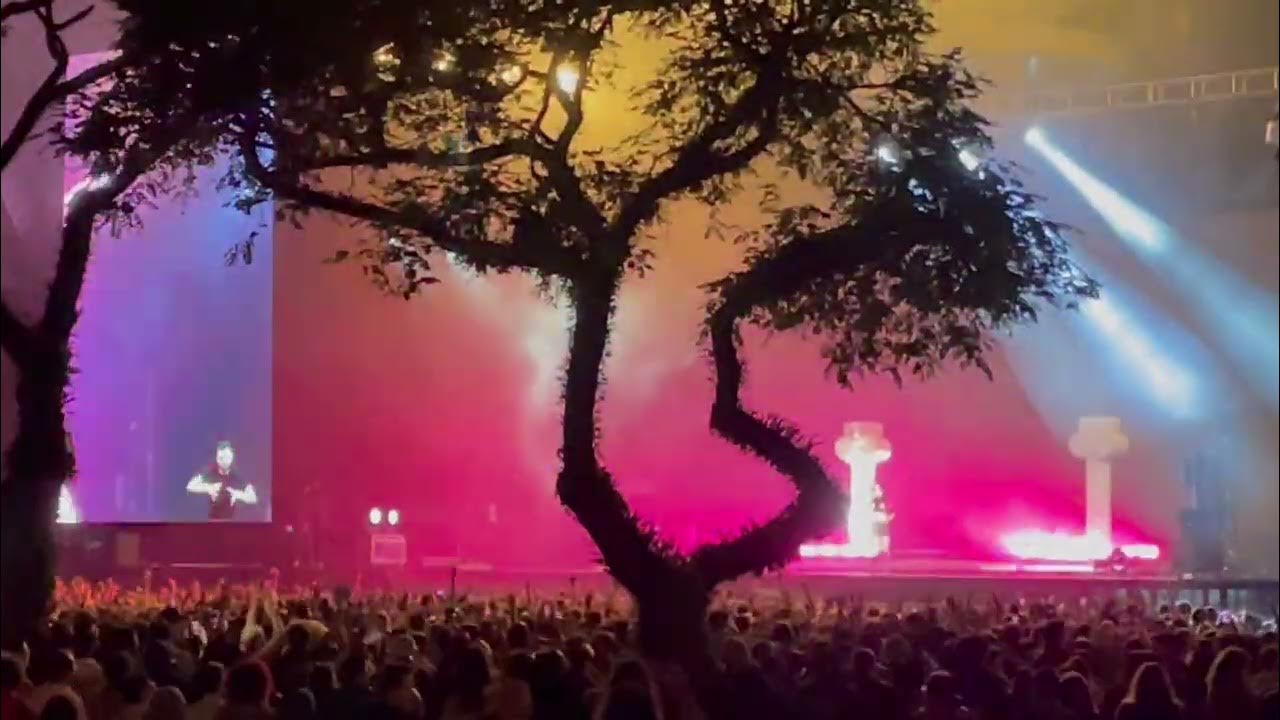 Vroom Vroom - Charli XCX - Live at Primavera Sound São Paulo, Brazil