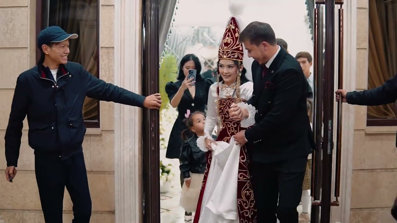 Болат & Дана Гулянка