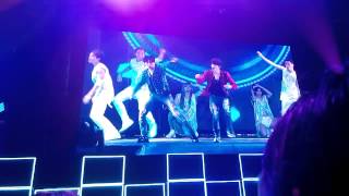 20150812 Fancam Con D&E I Wanna Dance