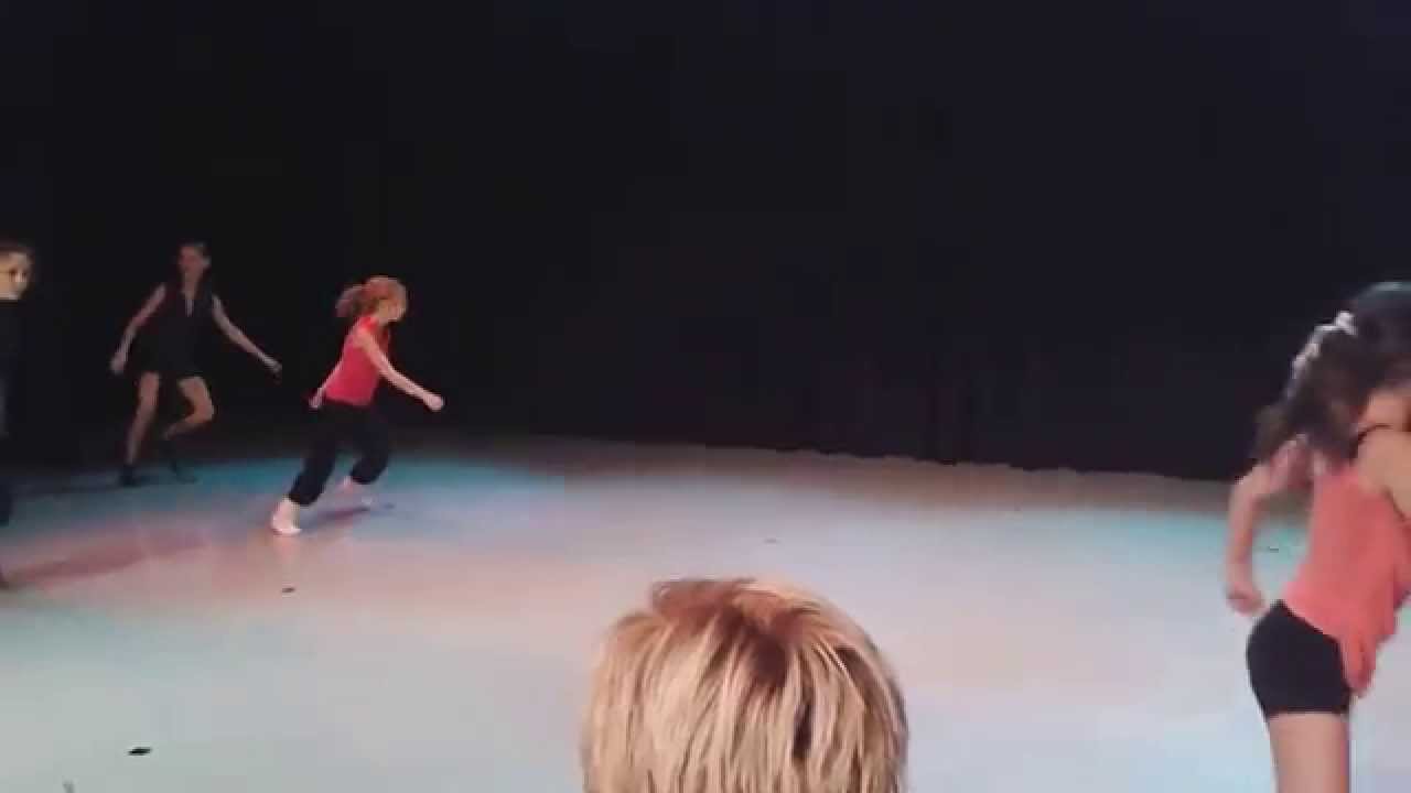 Jeanne dances with her Talent Ballet Group, CKE, 21 November 2014 YouTube