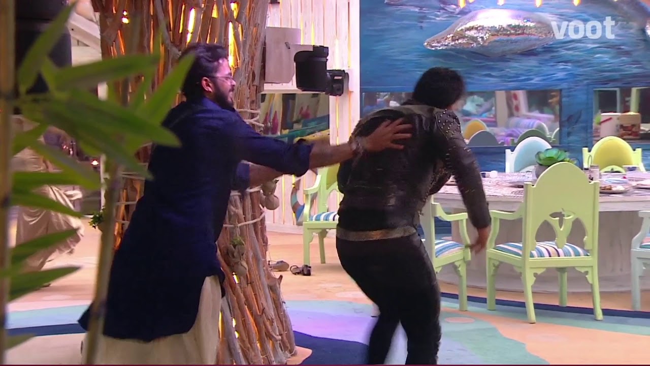 Bigg Boss on Jio salman khan song