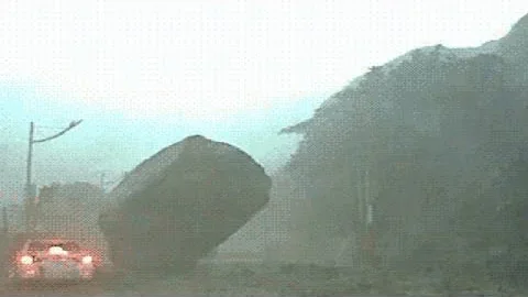 衝撃映像 海外で発生したすごい瞬間映像 驚愕の瞬間 Mp3