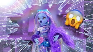 MONSTER HIGH ABBEY BOMINABLE DOLL REVIEW YASSSSS