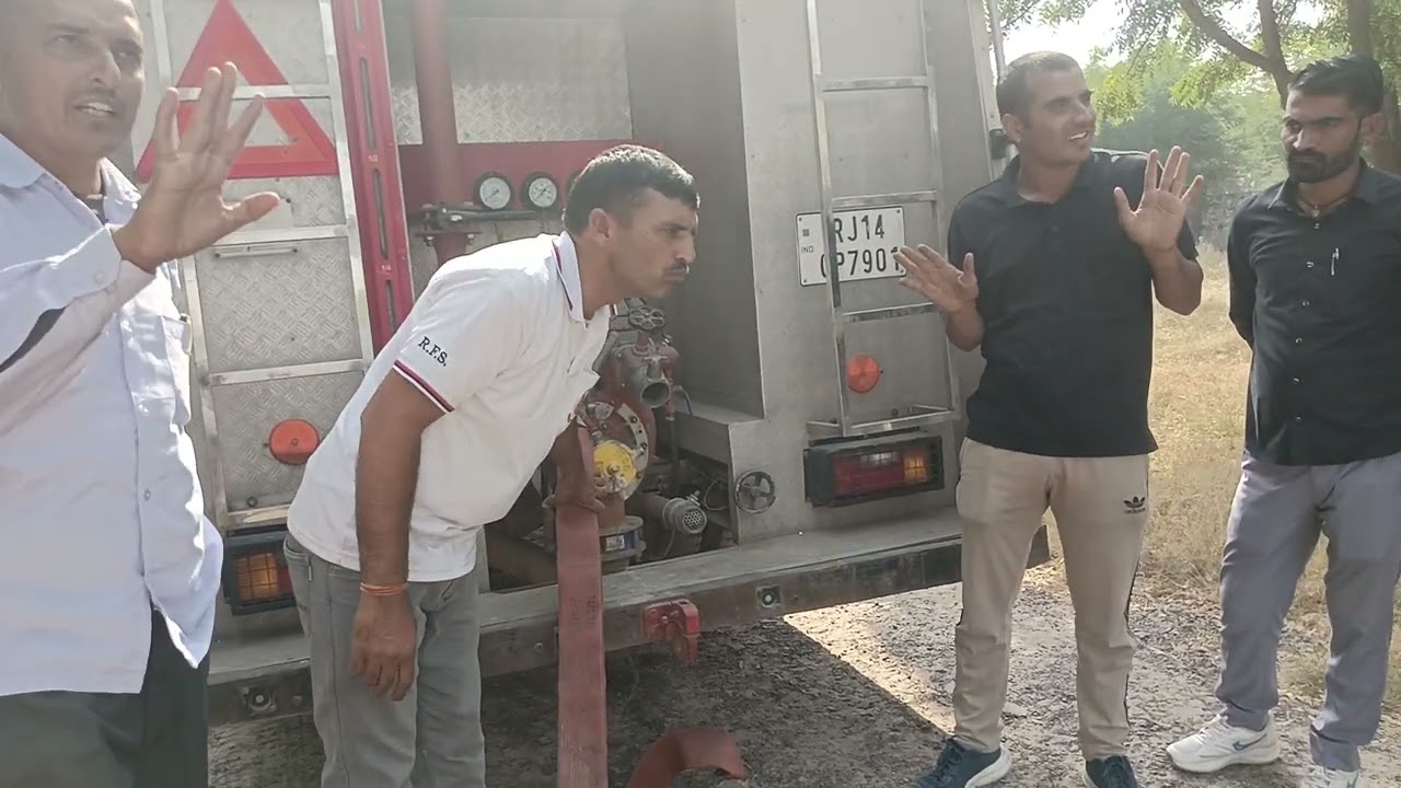 Civil defence Churu me aaj fair  gadi ke bare mokhik dril  