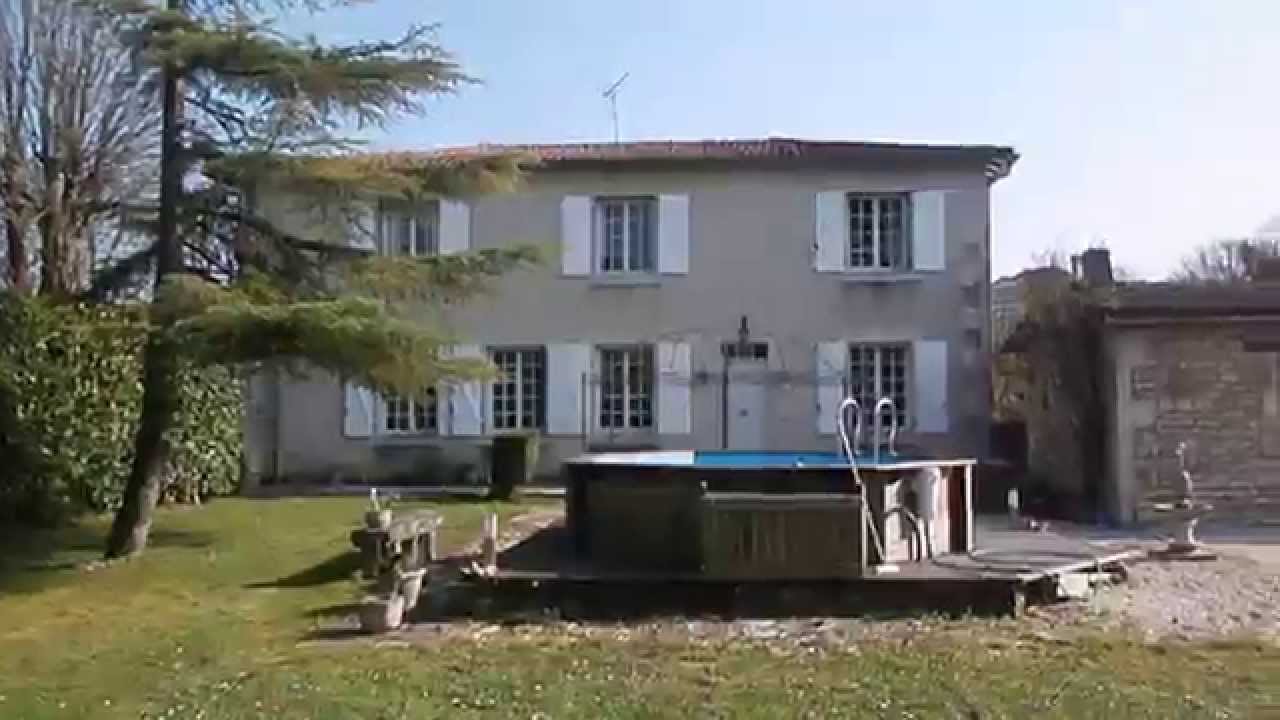 R3900 vendredi sur mer larme à gauche