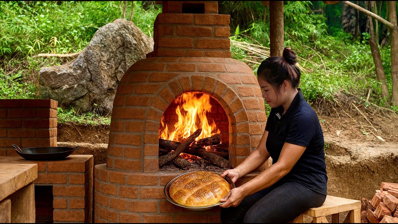 CEO leaves the city for the forest: Builds a beautiful classic clay oven with his own hands