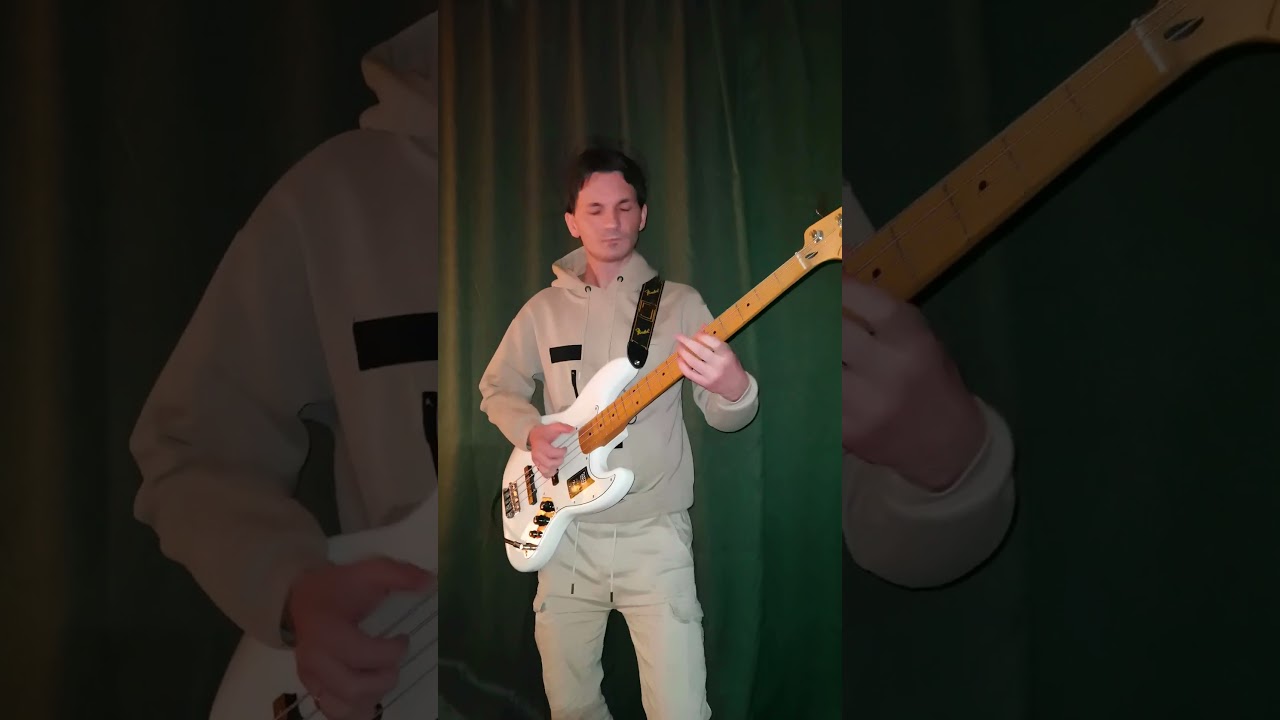 ARDALEAN - Bass solo #34 - shorts 