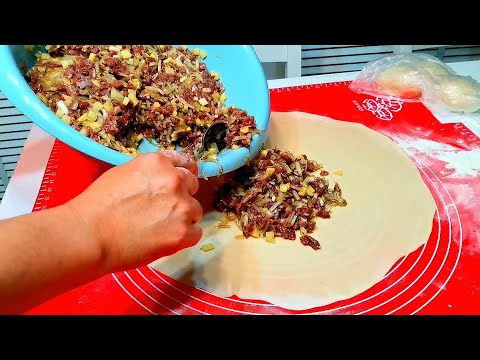 ЗАМЕСИТЕ ТЕСТО НА ВОДЕ . ЭТО ОЧЕНЬ ВКУСНО ! Понравится Всей Семье .