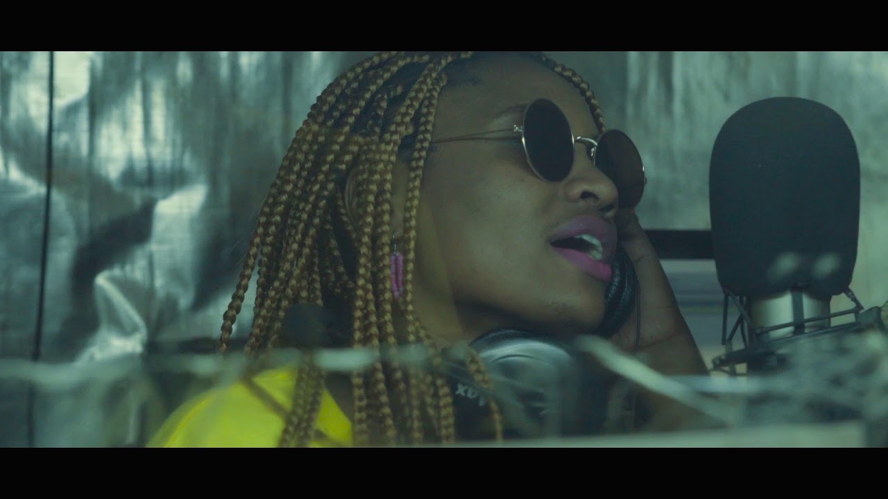 Download ML ft Neslow   O'Radio (Official Video)