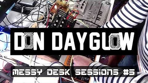 Messy Desk Sessions #5 DFAM & Crave