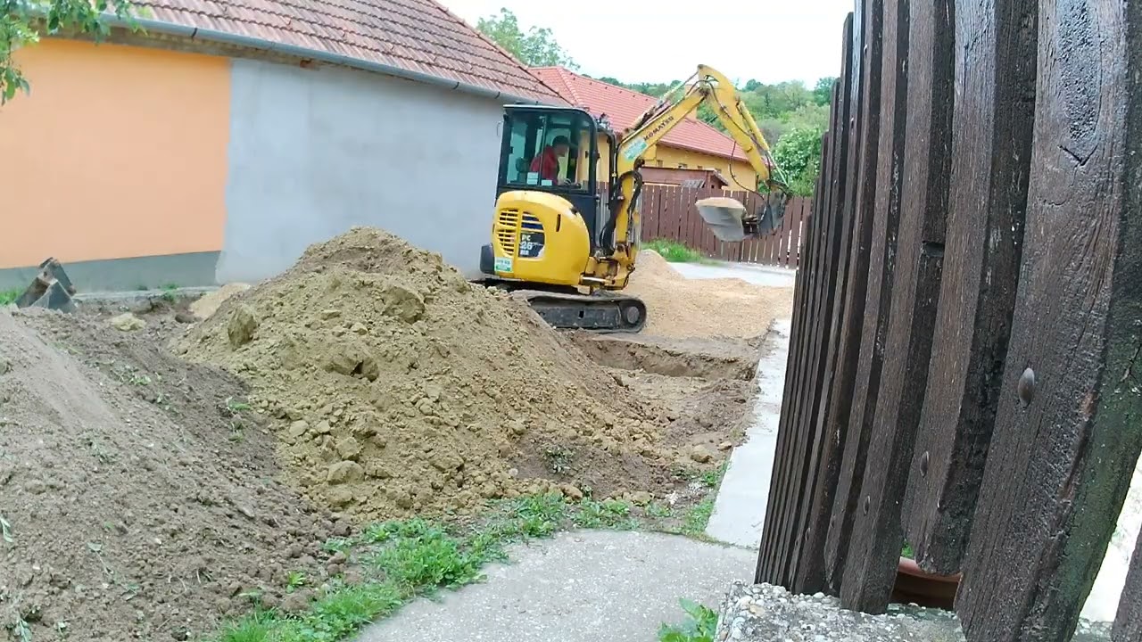 Tükörszedés, vízcső keresés, murva terítés, tereprendezés...