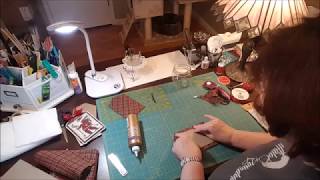 Flosstube Special Edition. Prairie Schooler ornament finishing