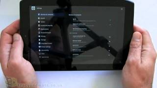 Motorola XOOM 2 media edition unboxing and first-impressions