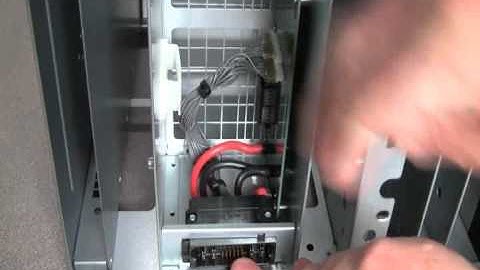 IBM Flex System x8721 Remove Fan Distribution Card