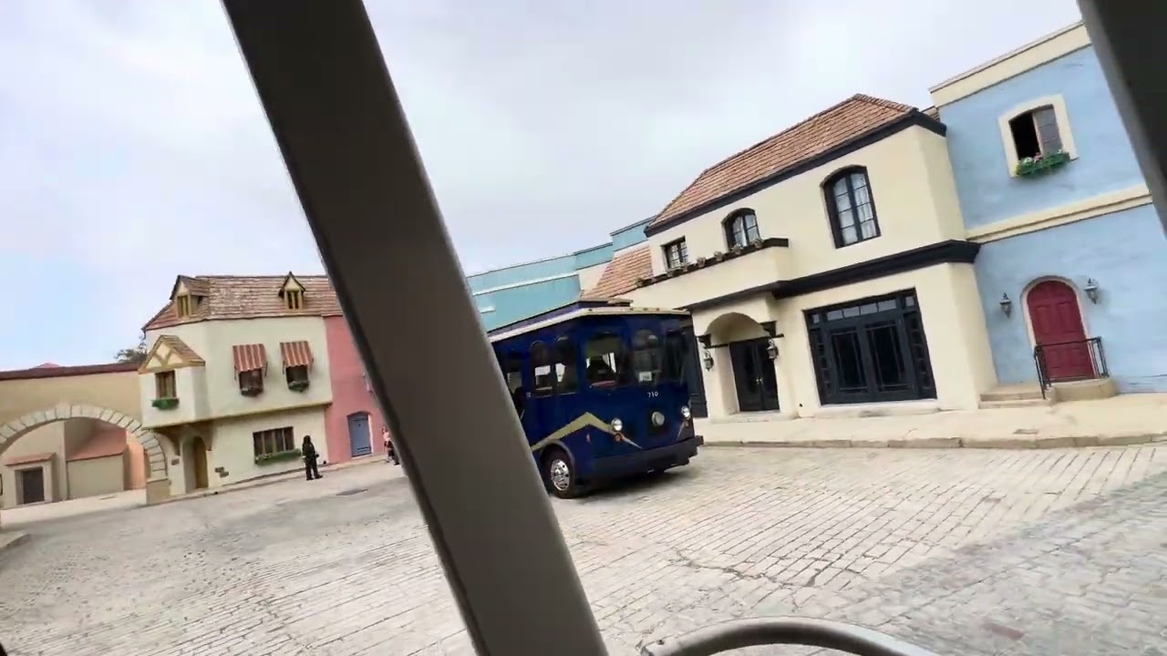 earthquake effect in Universal studios California ￼