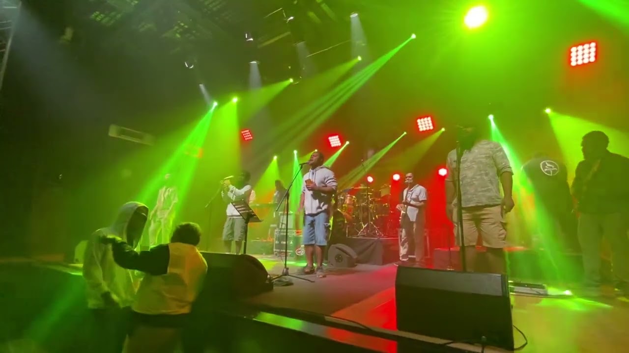 Collectif Hyehen  Reprise Cada 🇳🇨