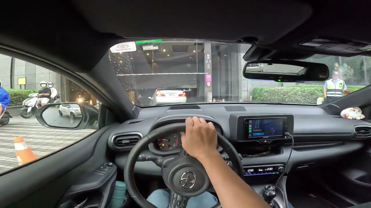 鼓山區義享時尚廣場停車場－困難度：★ ★