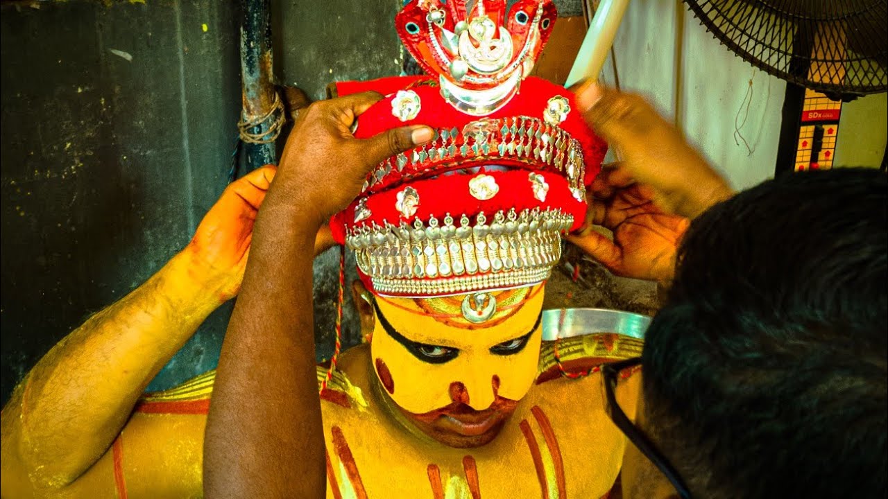 ശ്രീ മുത്തപ്പൻ വെള്ളാട്ടം | Sree Muthappan vellattam | മടപ്പുരയിലെ മുത്തപ്പൻ വെള്ളാട്ടം #muthappan