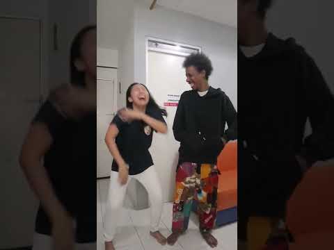 Perang tawa siskae