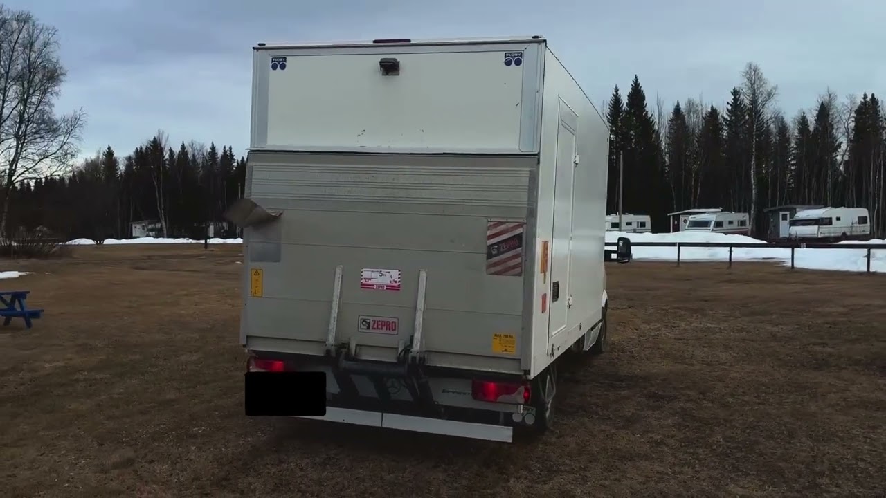 Skåpbil MERCEDES-BENZ