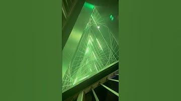 Infinite light tunnel #meowwolf #art #ledart #immersiveart #triangle #getlost #explore