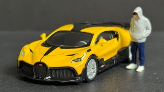 Opening PosterCars Bugatti Divo Jaune Soufre #postercars #bugattidivo #diecastcars 
