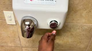 World Dryer Model A @ ALDI, Horizon Commons, Rocky Hill, CT