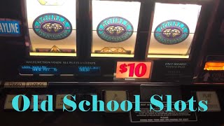 Old School Slots Channel Review - slot machine play screenshot 1