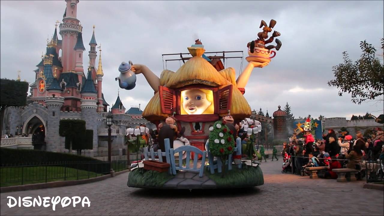 DisneyOpa - Disney Magic on Parade November 2013 DLRP Parque Spectacle