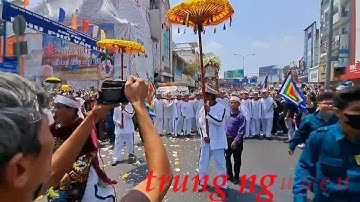 đưa tiễn nghệ sĩ Vũ Linh lần cuối tới nghĩa trang Hoa Viên Bình Dương