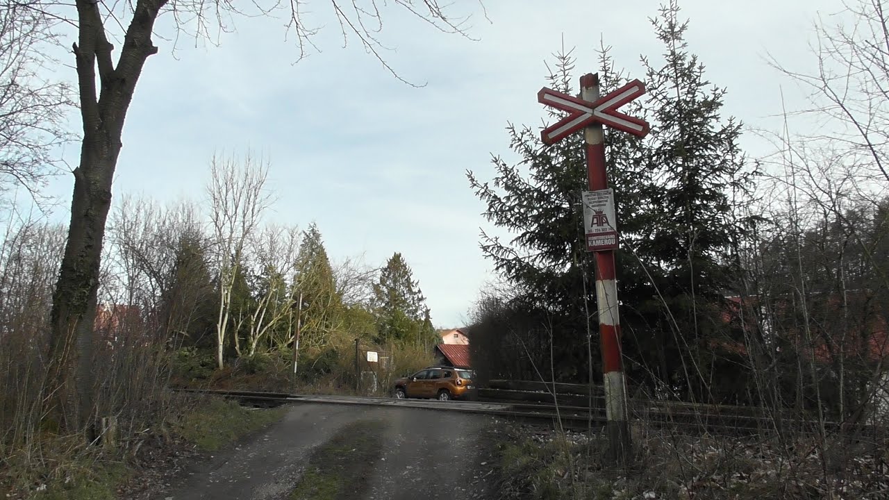 Železniční přejezd Vinařice #3 [vlečka] - 2.3.2020 / Czech railroad crossing